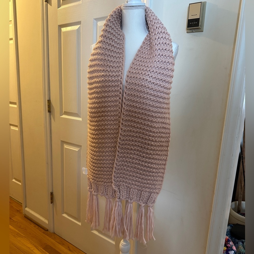 NWT Time and Tru thick scarf.